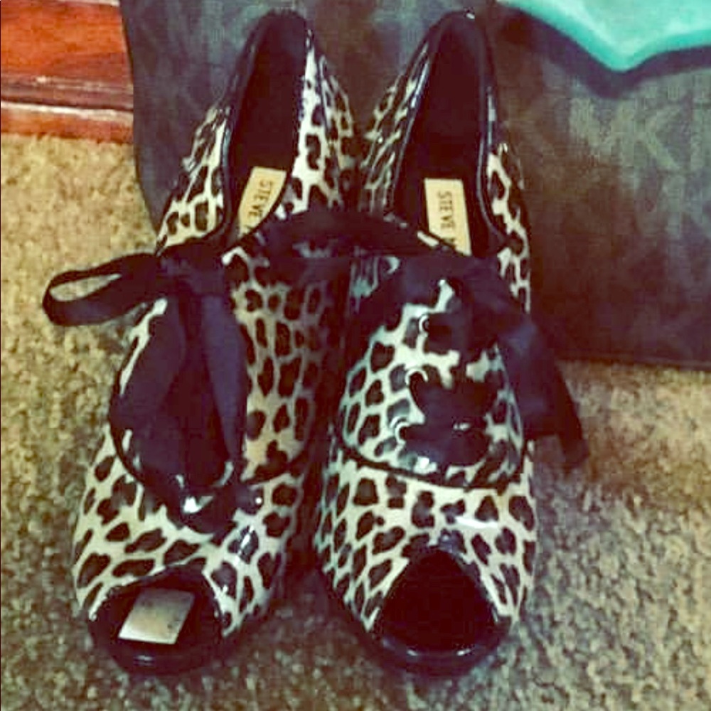Steve Madden hills